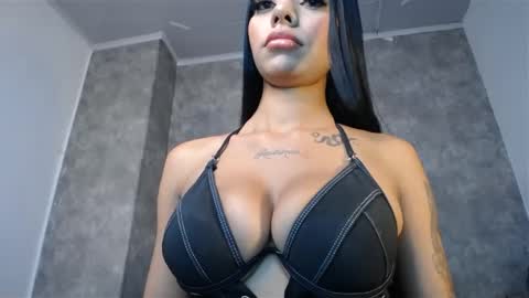 tiffany_1m online show from 01-22-25, 08:06