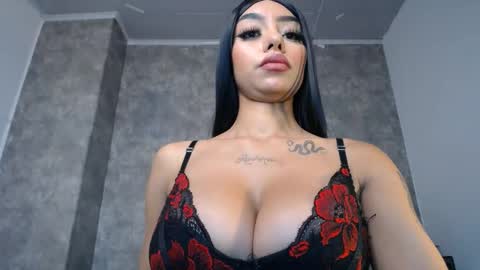 tiffany_1m online show from 01-27-25, 03:39