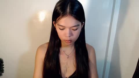 tiffany_amberx online show from 04-27-26, 09:24