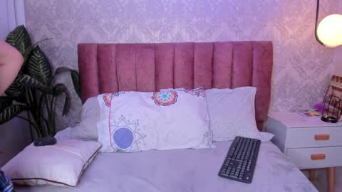 Tiffany Becker online show from 01-30-25, 02:06