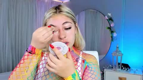 Tiffany Becker online show from 02-11-26, 01:16