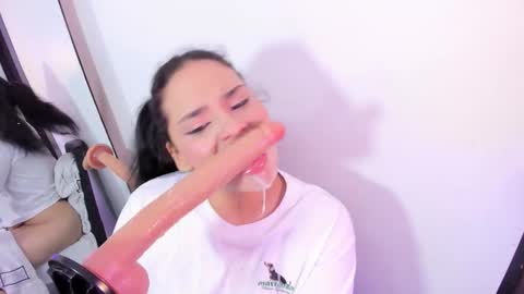 Tiffany online show from 01-10-26, 03:52