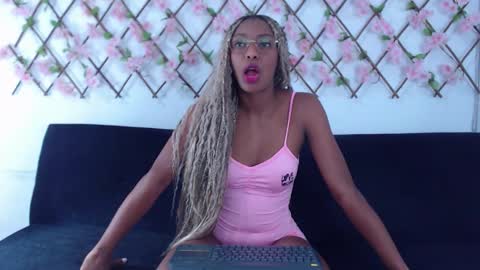 Tiffany online show from 03-26-26, 11:32