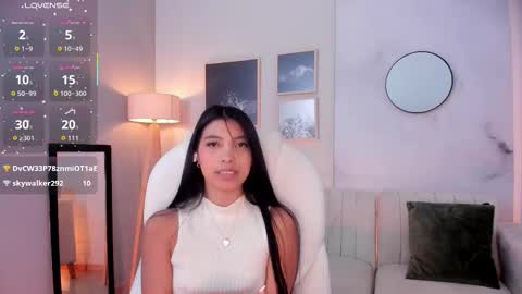 tiffany_low online show from 11-21-25, 04:16