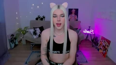 Snapshot of tiffany_smitch chatting on 02-02-26, 06:12 Tif online show from 02-02-26, 06:12