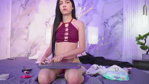 tiffany_yi online show from 06-03-26, 01:46
