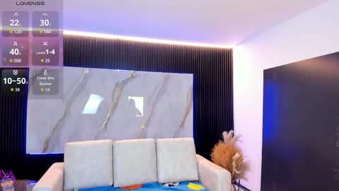 tiffanyhoustton online show from 02-26-26, 11:53