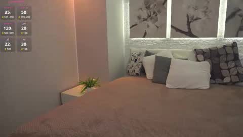 Tiffany online show from 03-10-25, 02:37