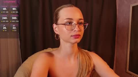 Tiffany online show from 02-18-26, 03:08