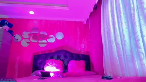 tiffanymackensyy69 online show from 03-09-26, 01:42