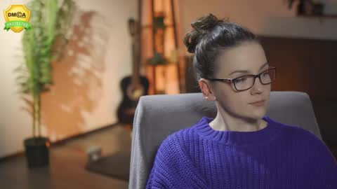 tiffanyriox online show from 02-12-26, 12:49