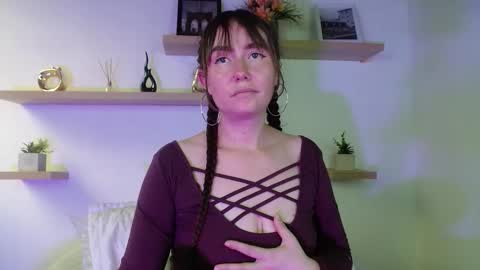 Tiffany online show from 12-19-25, 09:00