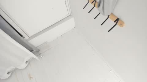 Tiffany online show from 12-21-25, 01:07