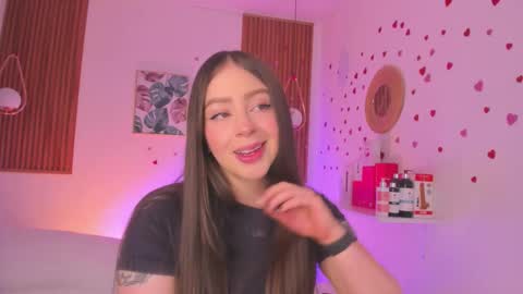 Tiffany online show from 03-03-26, 02:23