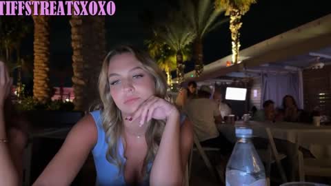 Snapshot of tiffstreatsxoxo chatting on 04-22-26, 03:42 Tiffstreatsxoxo online show from 04-22-26, 03:42