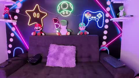 Tiffany  online show from 02-07-25, 07:38