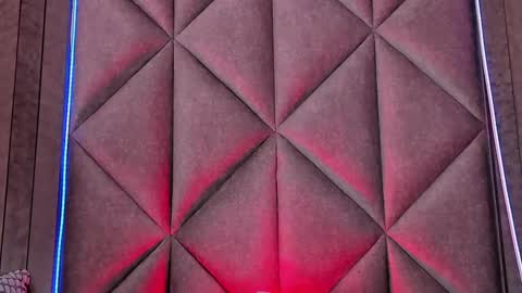 Tiffany  online show from 09-16-25, 08:32