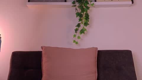 Tiffany  online show from 03-03-26, 08:15