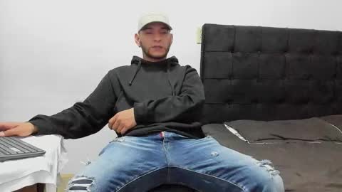 Snapshot of tiger_job chatting on 02-02-26, 04:33 tiger_job online show from 02-02-26, 04:33