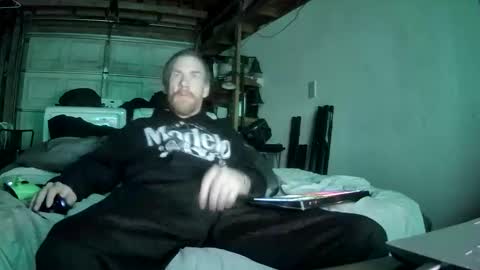 Snapshot of tiggity19 chatting on 04-27-26, 08:45 Tiggity23 come stroke my 9 cock with ne online show from 04-27-26, 08:45
