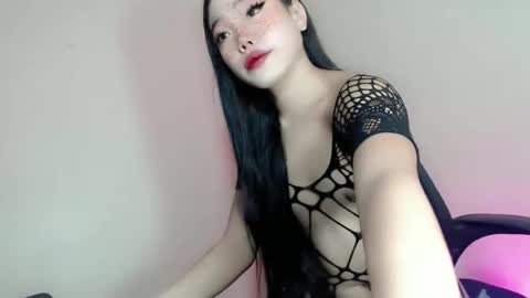 Snapshot of tight_sabrina chatting on 06-11-26, 03:48 tight_sabrina online show from 06-11-26, 03:48