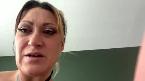 hotfirman92 online show from 10-05-25, 08:18