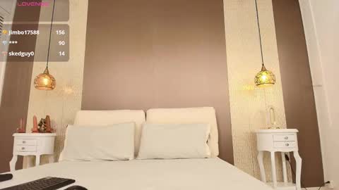 T I F F A N Y online show from 09-17-25, 08:32