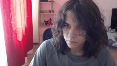 Snapshot of tiiiiiiiiiim chatting on 07-04-26, 01:17 Tim online show from 07-04-26, 01:17
