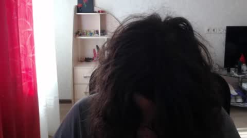 Snapshot of tiiiiiiiiiim chatting on 07-20-26, 01:35 Tim online show from 07-20-26, 01:35