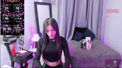 tiinajonus_ online show from 05-26-26, 04:30