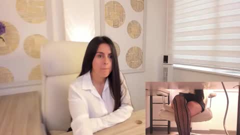 tiinyangel online show from 02-18-26, 01:18