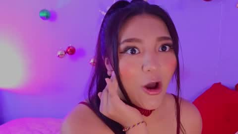 Snapshot of tilatequilas chatting on 12-30-24, 04:20 Tila Tequila online show from 12-30-24, 04:20