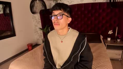 Tim Fox online show from 11-17-25, 12:11