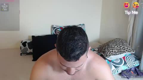 Timothy and Santy online show from 11-04-25, 08:41