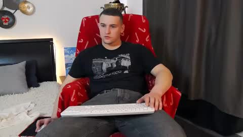 ask me online show from 02-21-25, 11:22