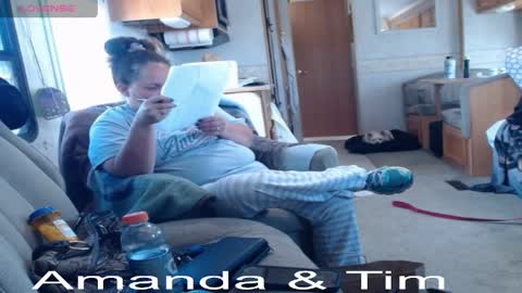 Tim  Amanda online show from 06-01-26, 03:36