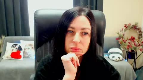 Luisa online show from 04-30-26, 07:58