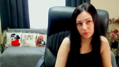 Luisa online show from 05-08-26, 07:36