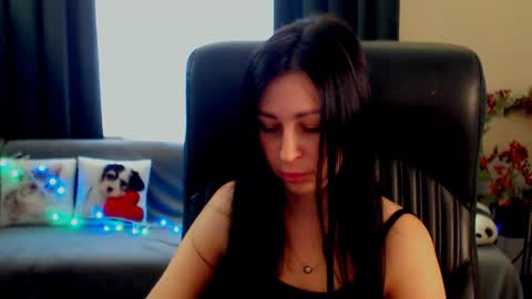 Luisa online show from 06-18-26, 09:47