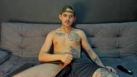 wanna play bareback uncut colombian couple new twink bbk online show from 04-14-26, 05:24