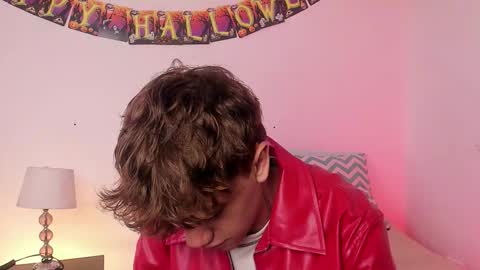 Timothy 21 years old online show from 10-17-25, 09:28