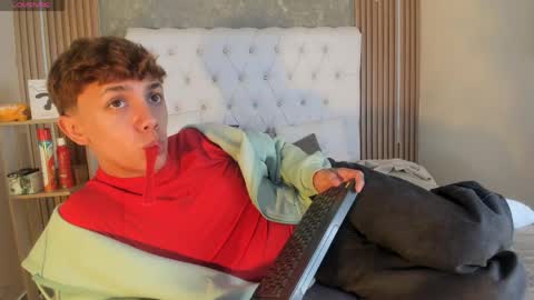Snapshot of timothy_ross chatting on 04-24-26, 07:49 Timothy 21 years old online show from 04-24-26, 07:49