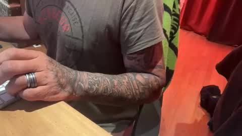 Timplaw online show from 04-22-26, 07:33