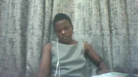 Snapshot of tina2030_1 chatting on 05-25-26, 06:03 tee online show from 05-25-26, 06:03