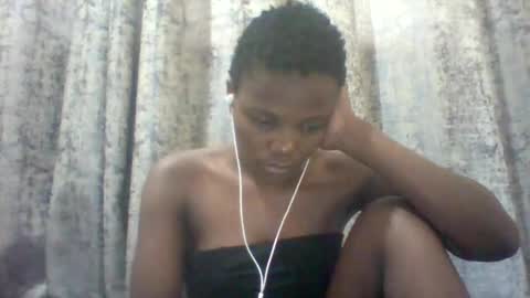 Snapshot of tina2030_1 chatting on 05-29-26, 05:05 tee online show from 05-29-26, 05:05