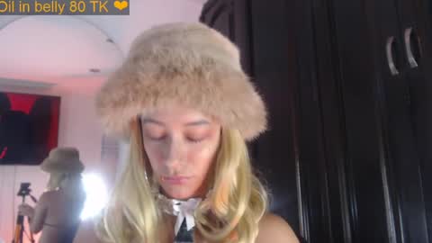Snapshot of tina_wild_ chatting on 04-08-26, 09:26 Tina Wild online show from 04-08-26, 09:26