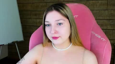Snapshot of tinaburton chatting on 06-14-26, 04:20 TinaBurton online show from 06-14-26, 04:20