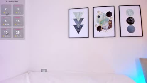 Tina online show from 11-25-25, 11:21