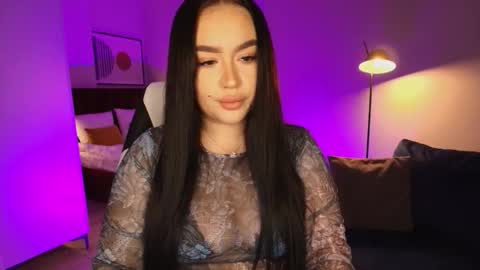 hi im curvy babyface girlie Tina online show from 02-18-26, 08:21