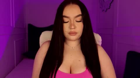 hi im curvy babyface girlie Tina online show from 03-18-26, 08:06